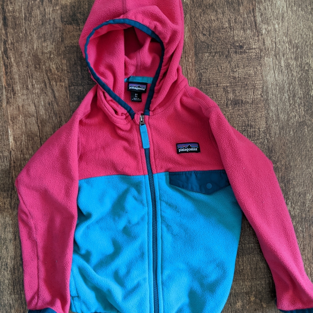 Girls fleece Patagonia jacket